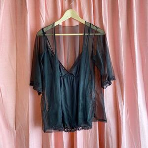Vintage Black Sheer M Lingerie Cami & Short Robe with Split Sides and Lace Pinup